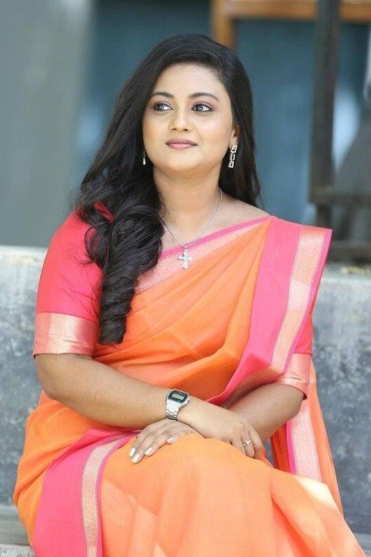 بازیگر Gomathi Priya  