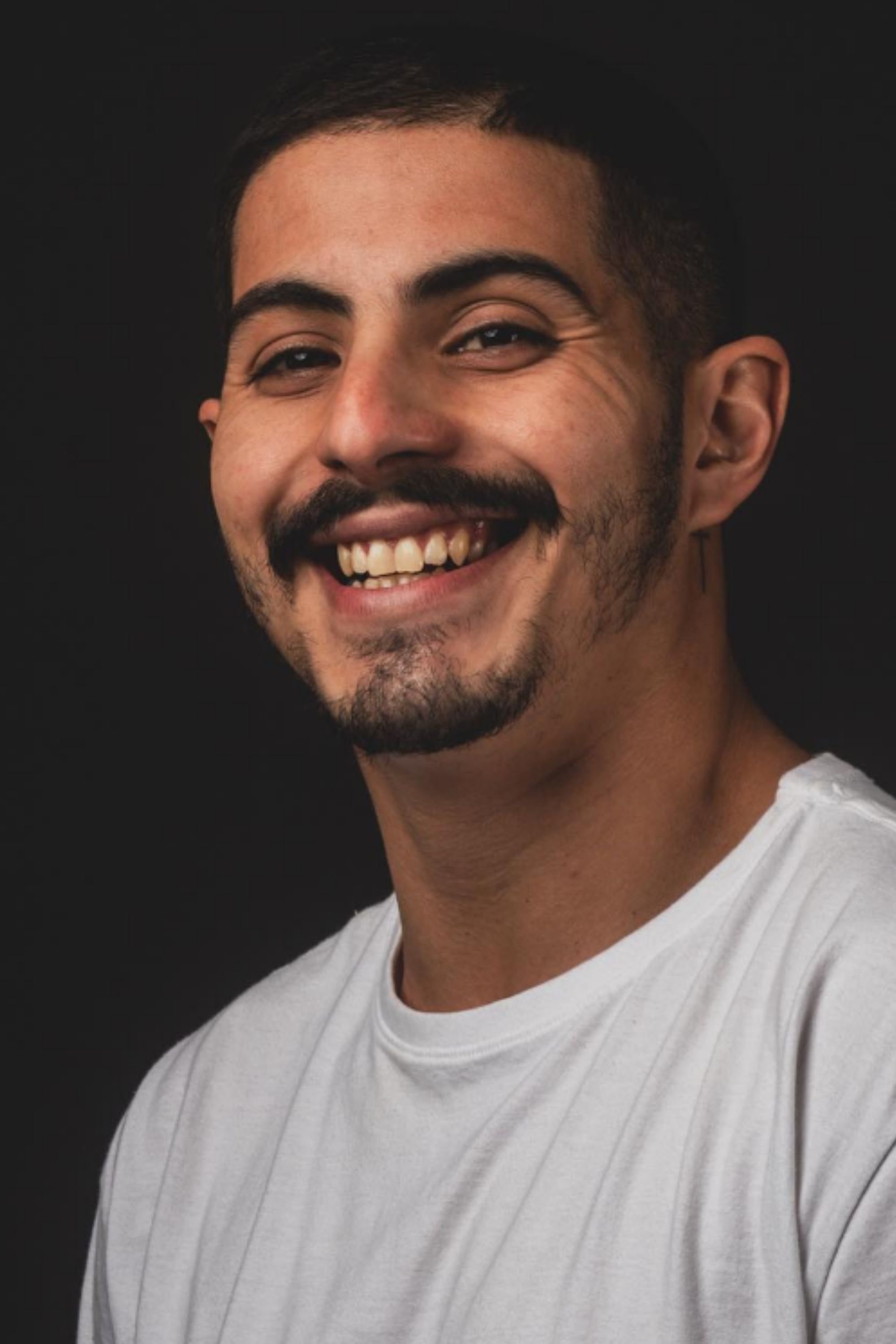 بازیگر Leonardo Portela  