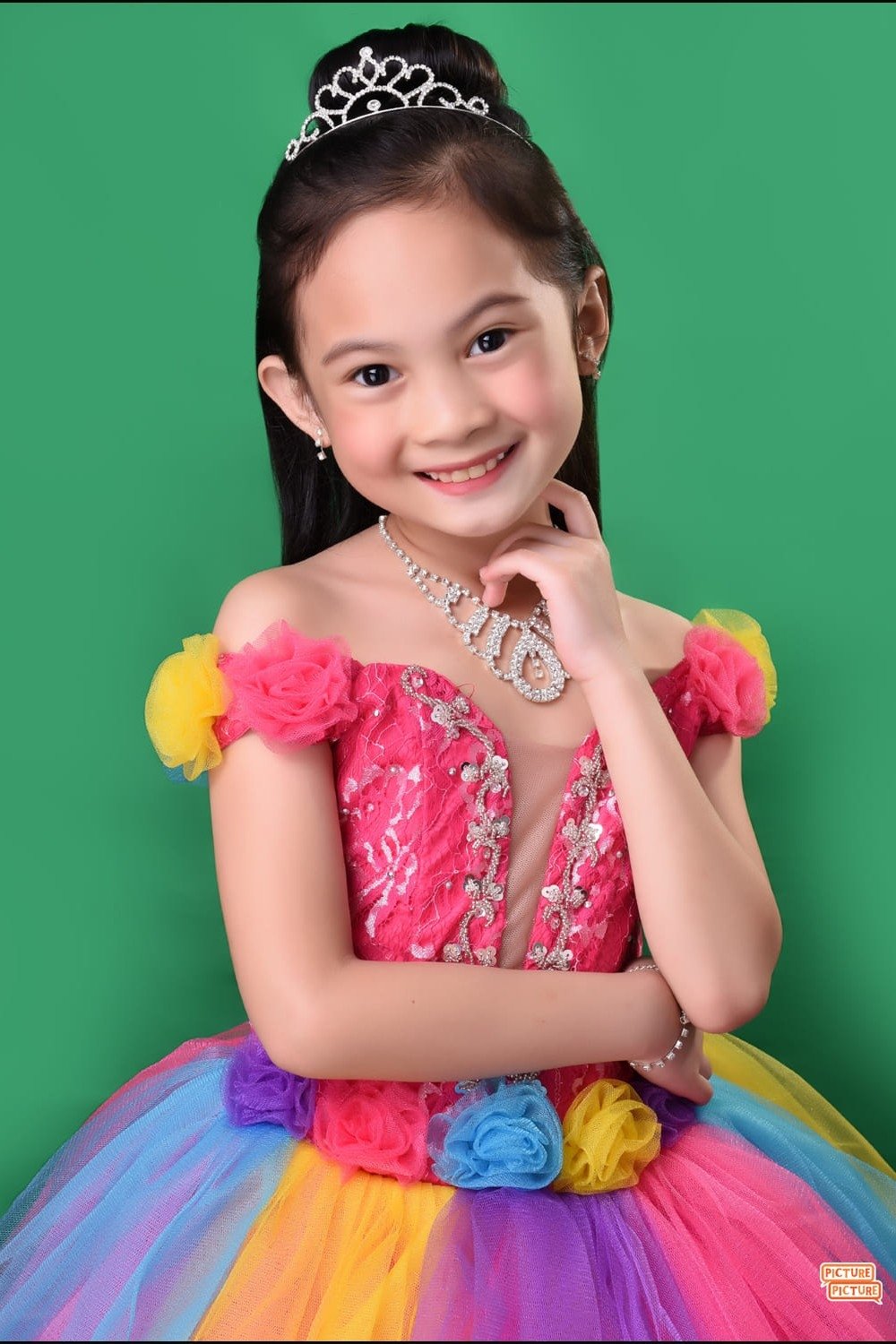بازیگر Cassandra Lavarias  