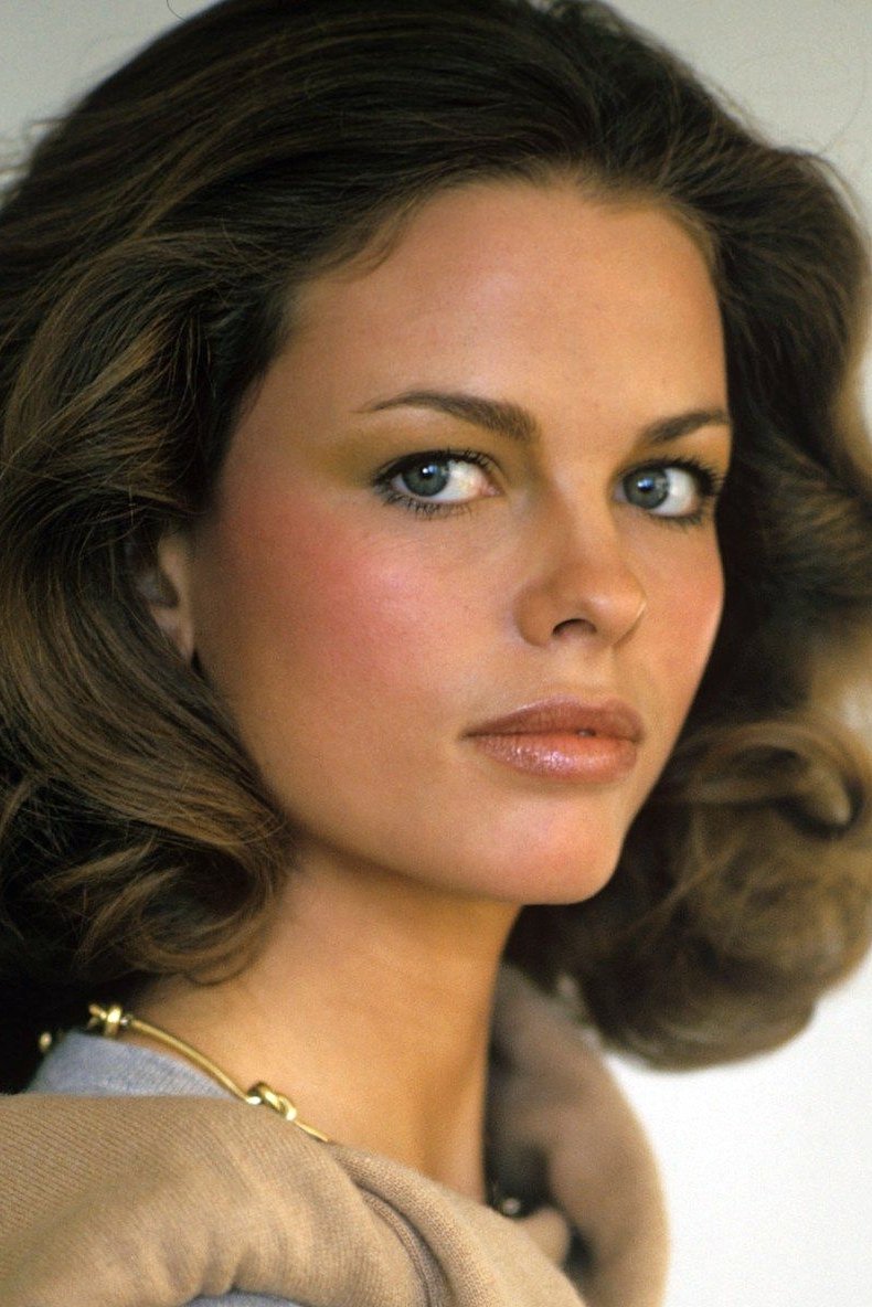 بازیگر Lisa Taylor  