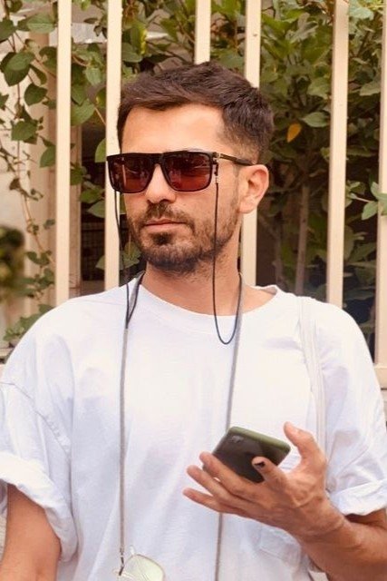 بازیگر Ehsan Gharedaghi  