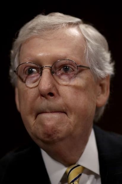 بازیگر Mitch McConnell  