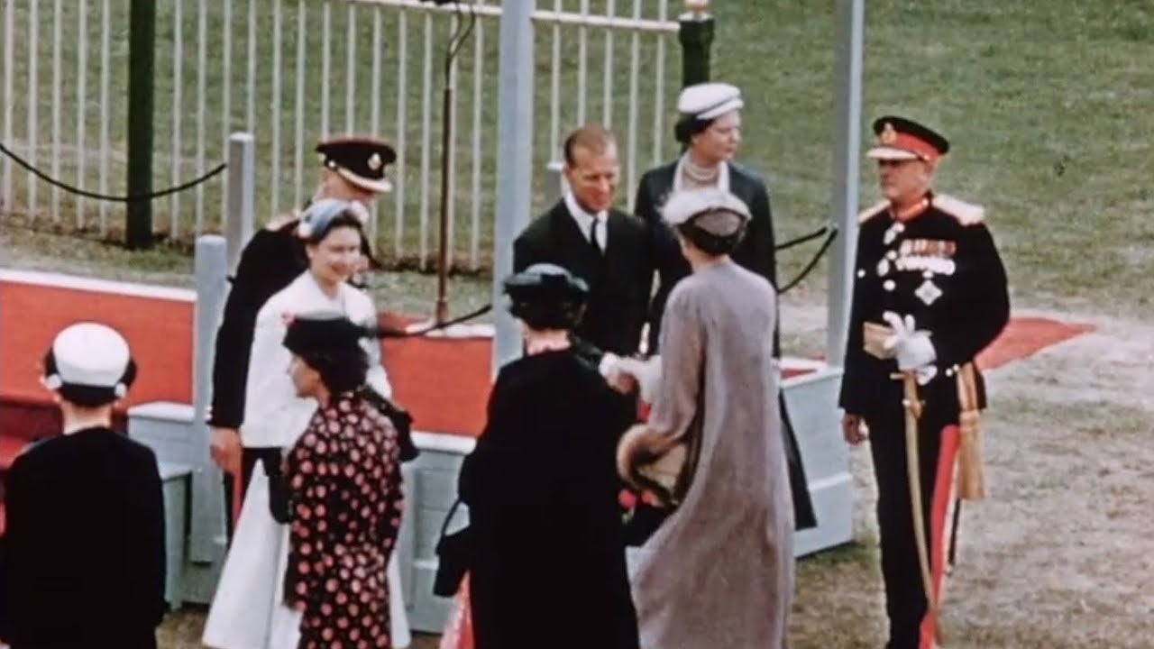 Welcome to the Queen|Welcome to the Queen