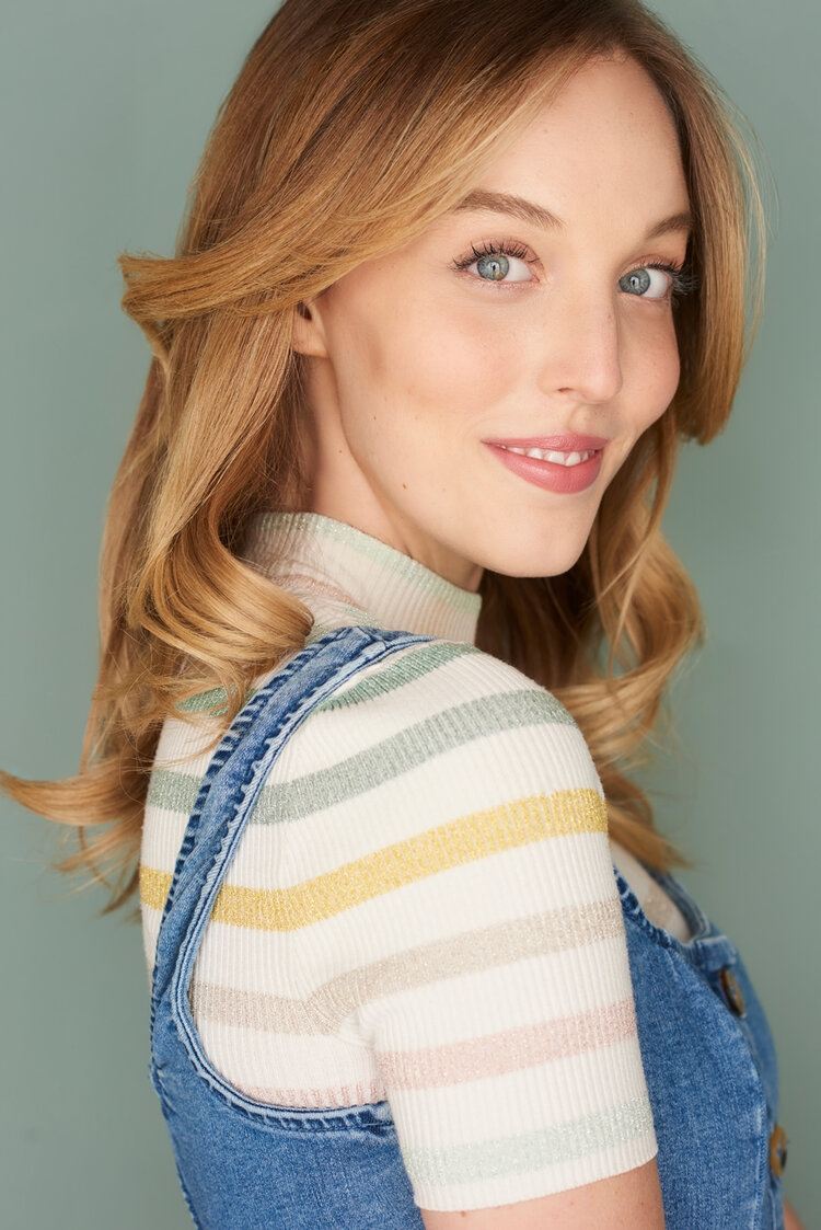 بازیگر Whitney Uland  