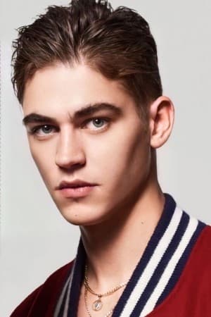 بازیگر Hero Fiennes Tiffin  