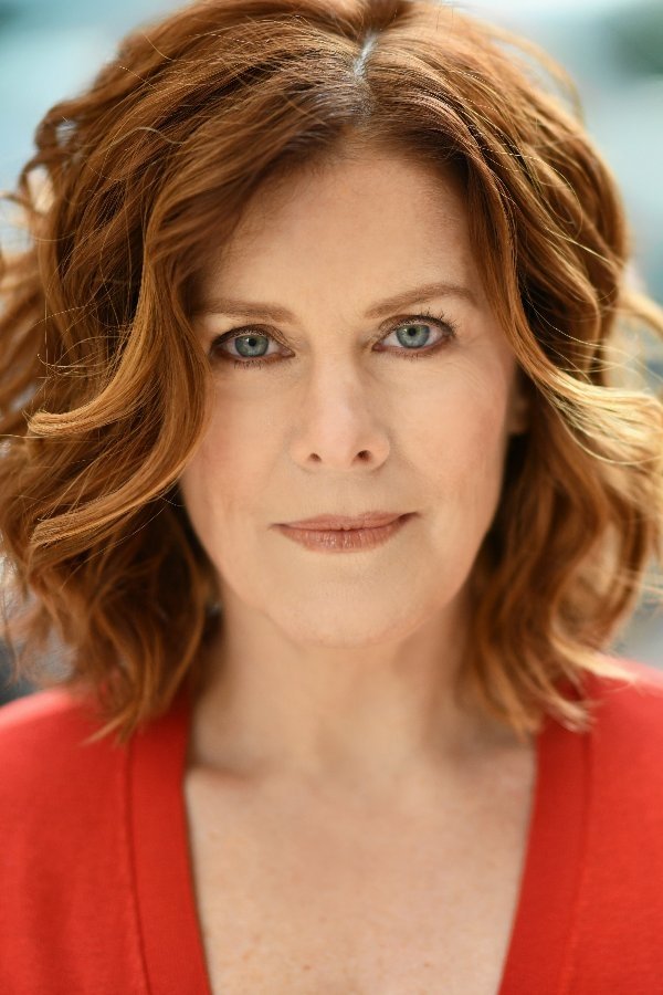 بازیگر Elizabeth Keifer  