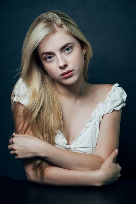 بازیگر Lydia Pearl Pentz  