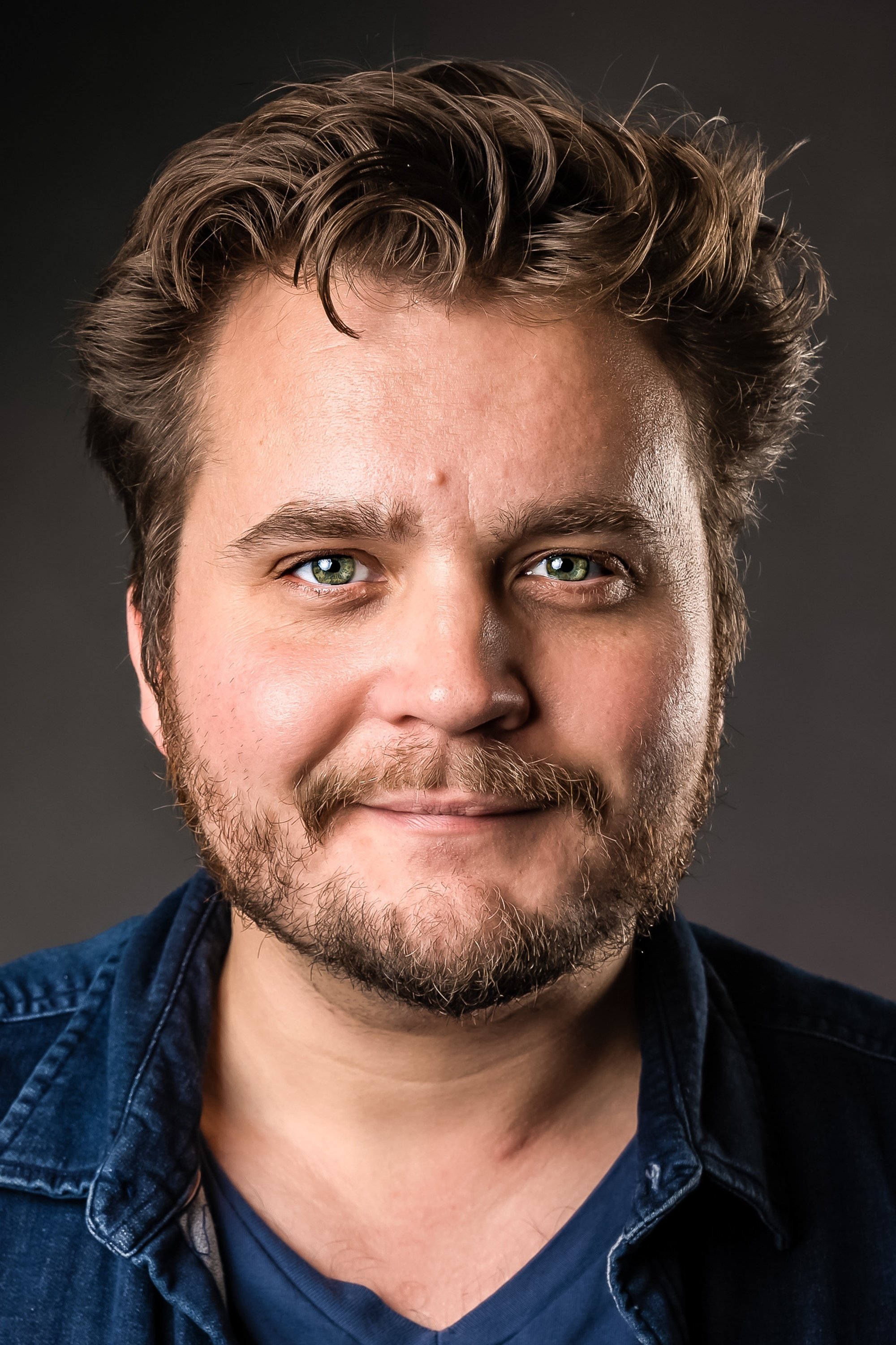 بازیگر Bjørn Alexander  