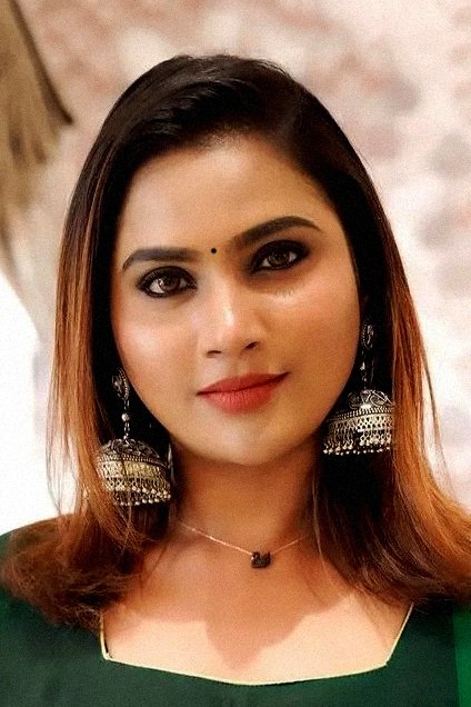 بازیگر Myna Nandhini  