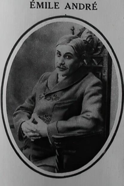 بازیگر Émile André  