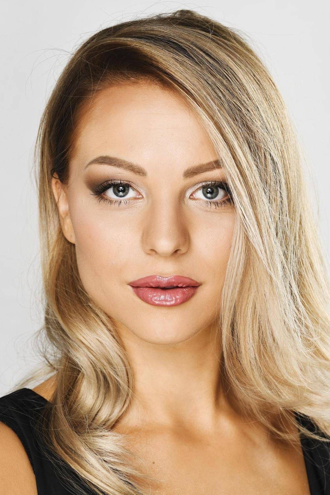 بازیگر Erika Helin  