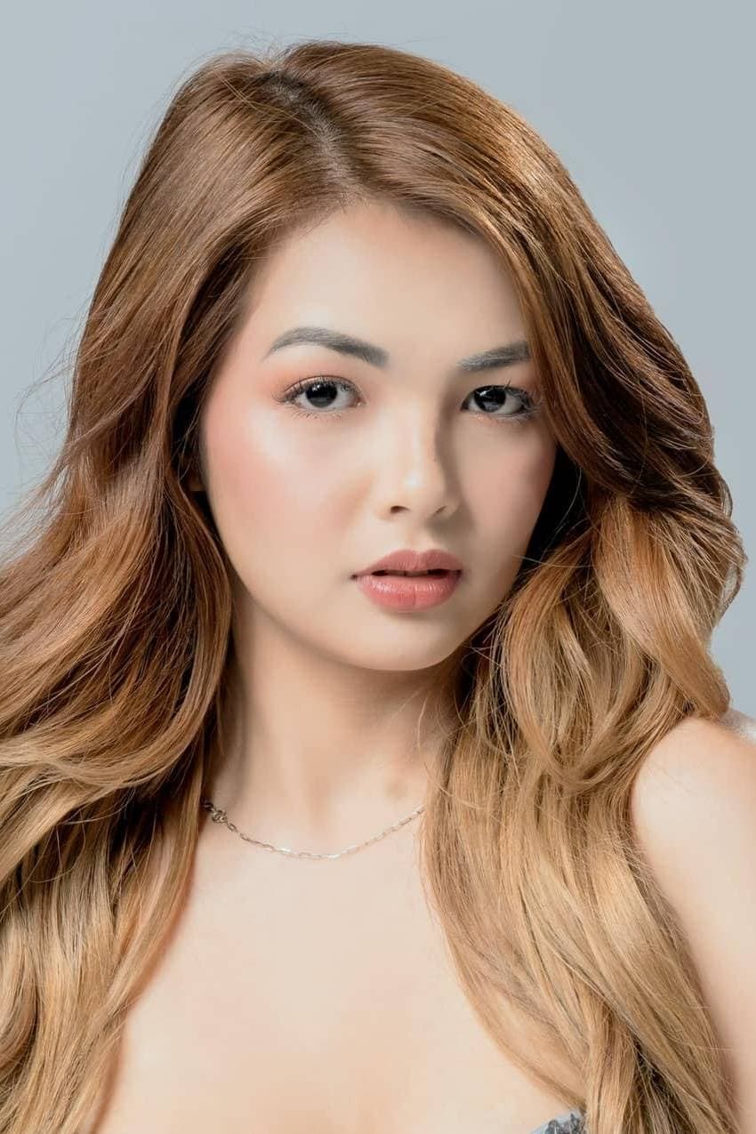 بازیگر Chloe Garcia  