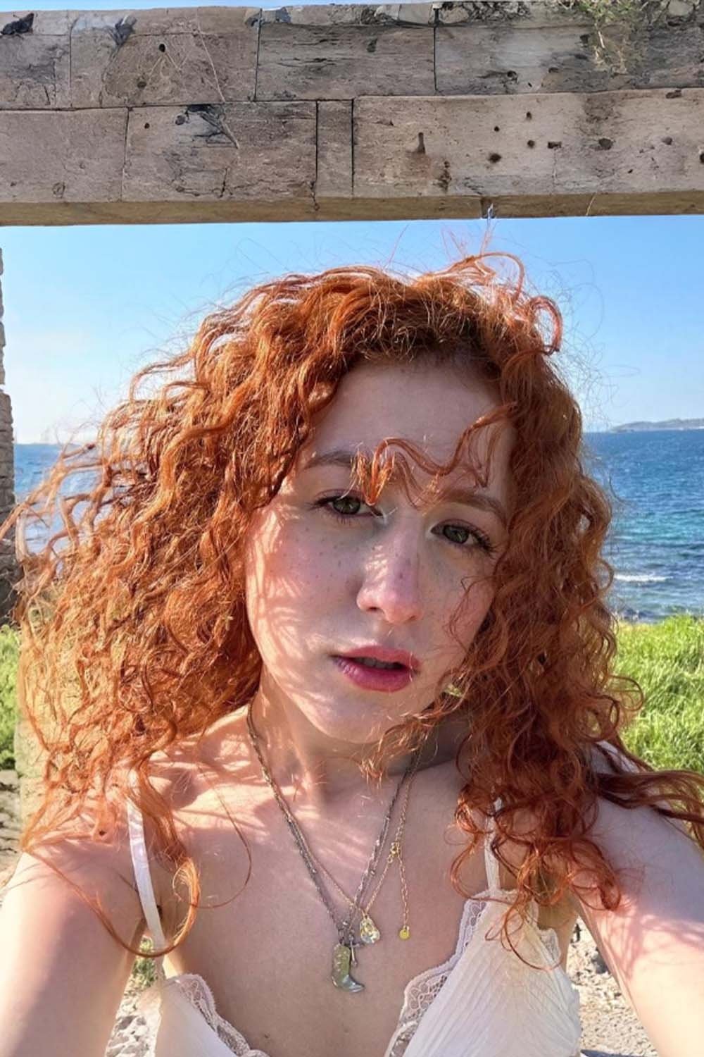 بازیگر Aysel Yalçın  