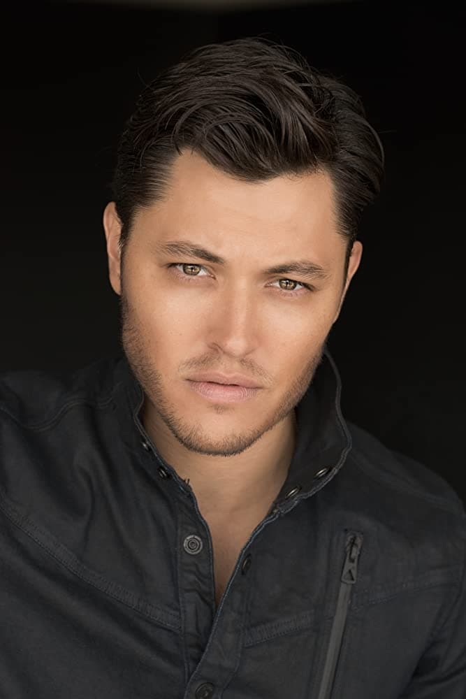 بازیگر Blair Redford  