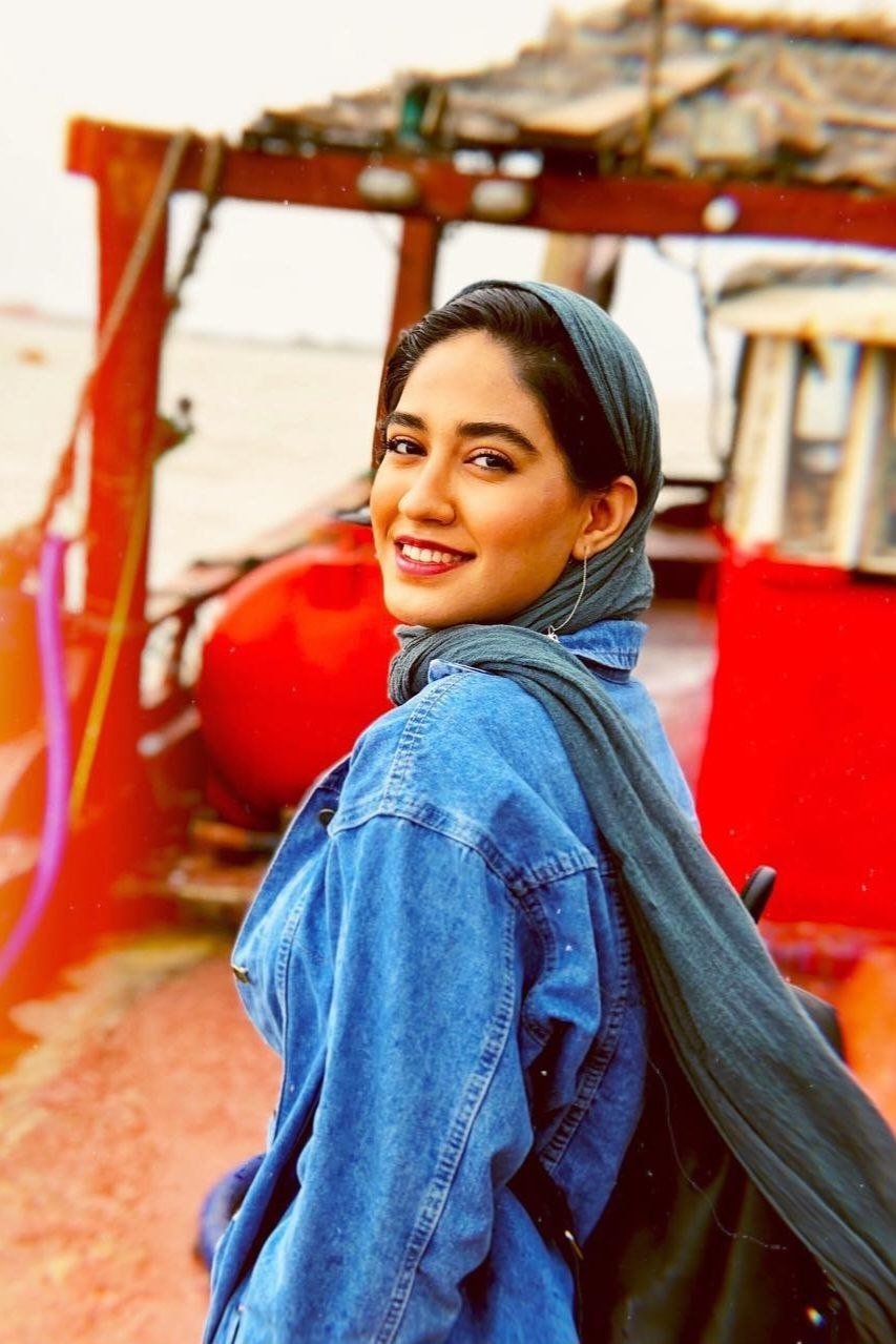 بازیگر Nazanin Yousefi  