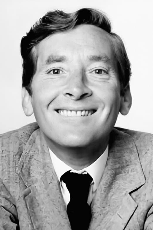 بازیگر Kenneth Williams  