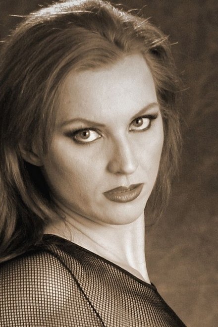 بازیگر Kelly Steele  