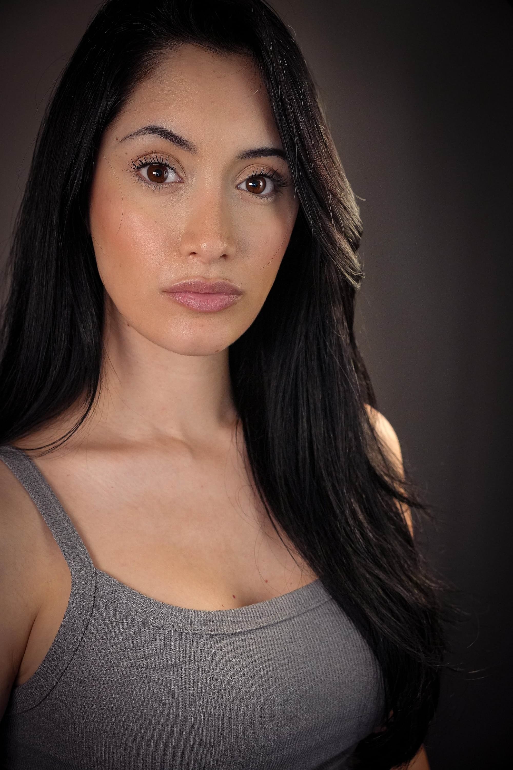بازیگر Laura Lopez  