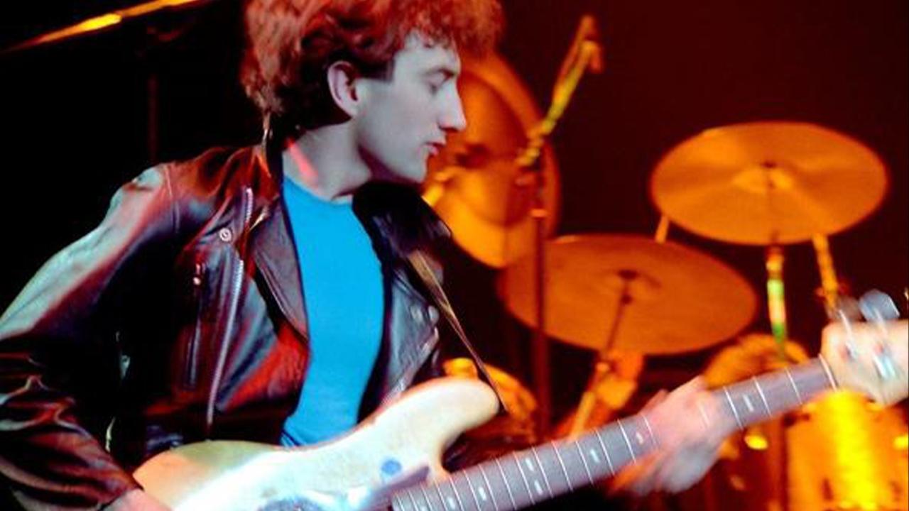 John Deacon - Il Documentario|John Deacon - Il Documentario