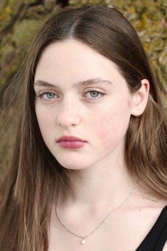 بازیگر Lola Skye Reid  