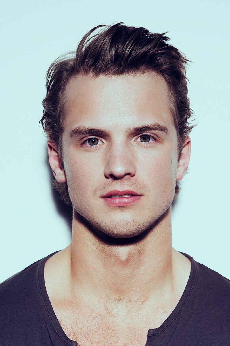 بازیگر Freddie Stroma  