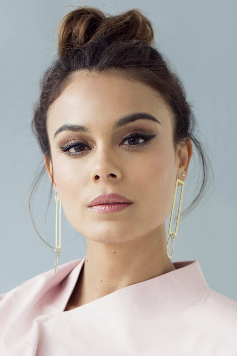 بازیگر Nathalie Kelley  