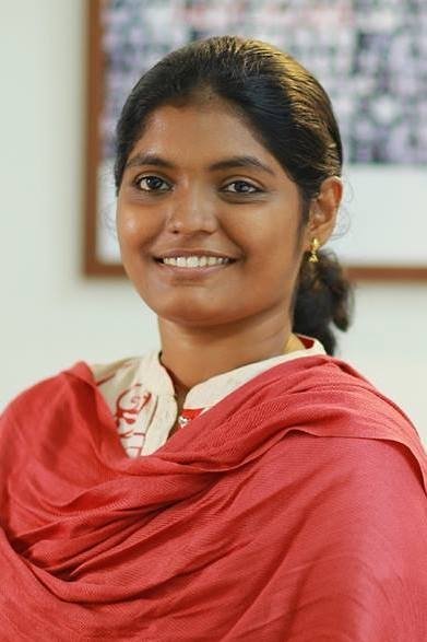 بازیگر Anju Lal  
