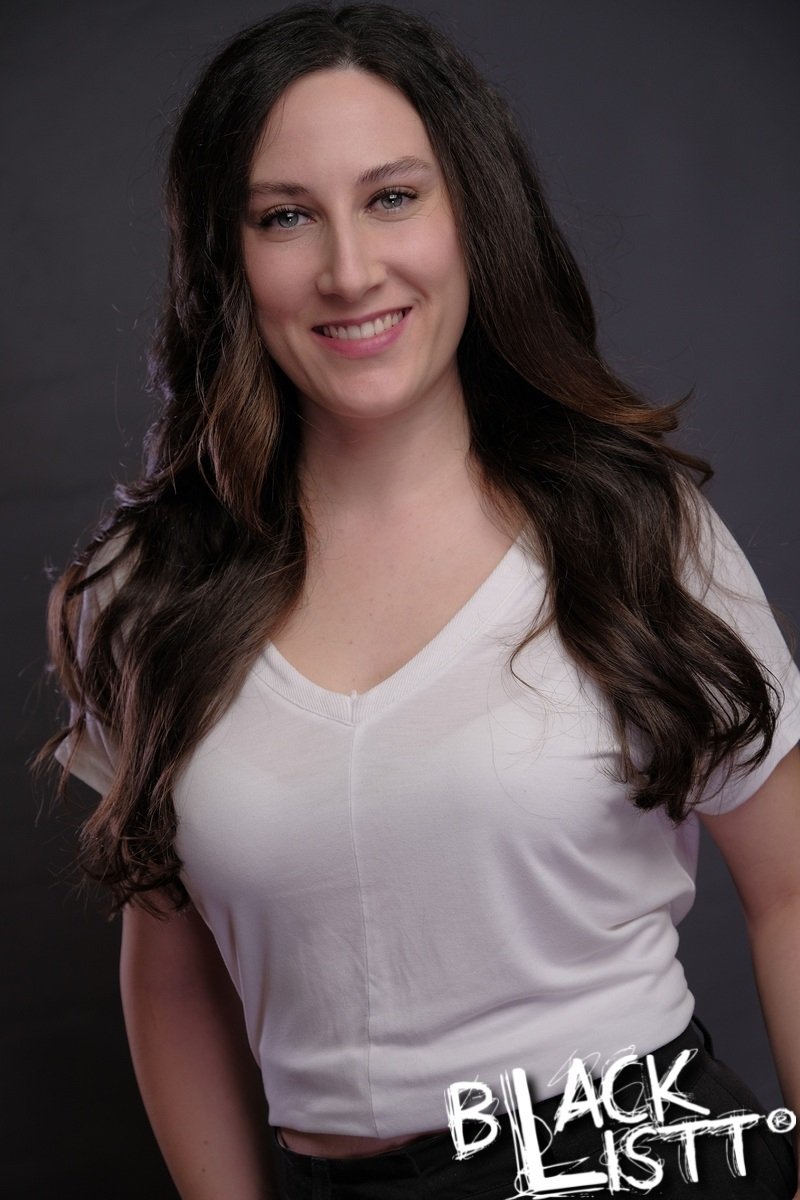 بازیگر Merve Şen  