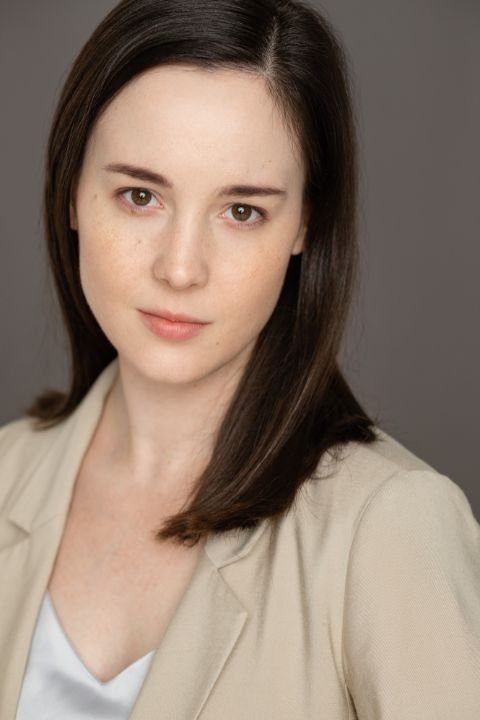 بازیگر Greta Zehner  