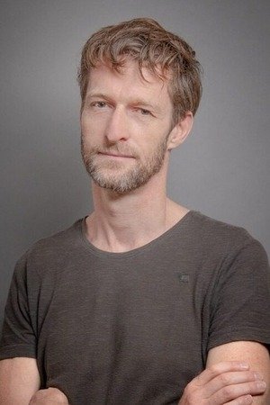 بازیگر Pierre Guillois  