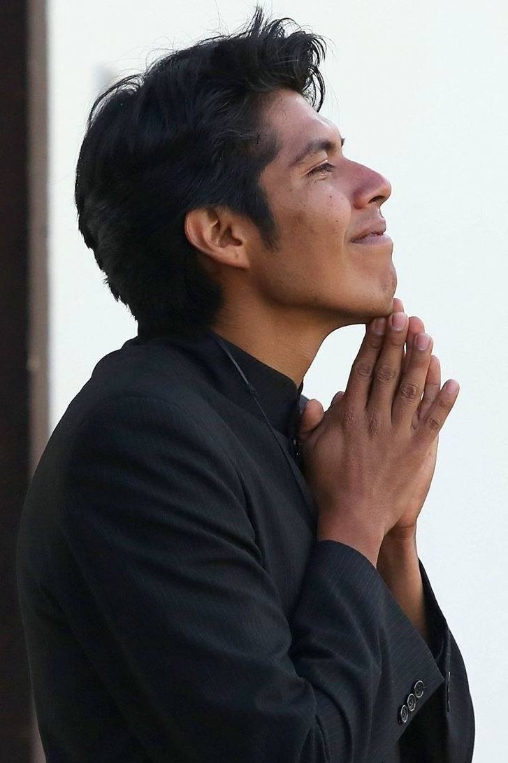 بازیگر César René Pérez  