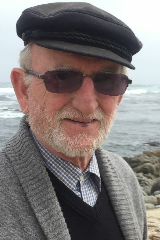بازیگر Douglas Hübner  