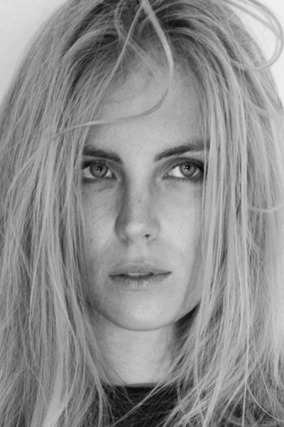 بازیگر Julia Sohl  