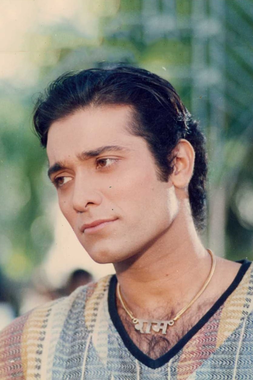 بازیگر Puru Raaj Kumar  