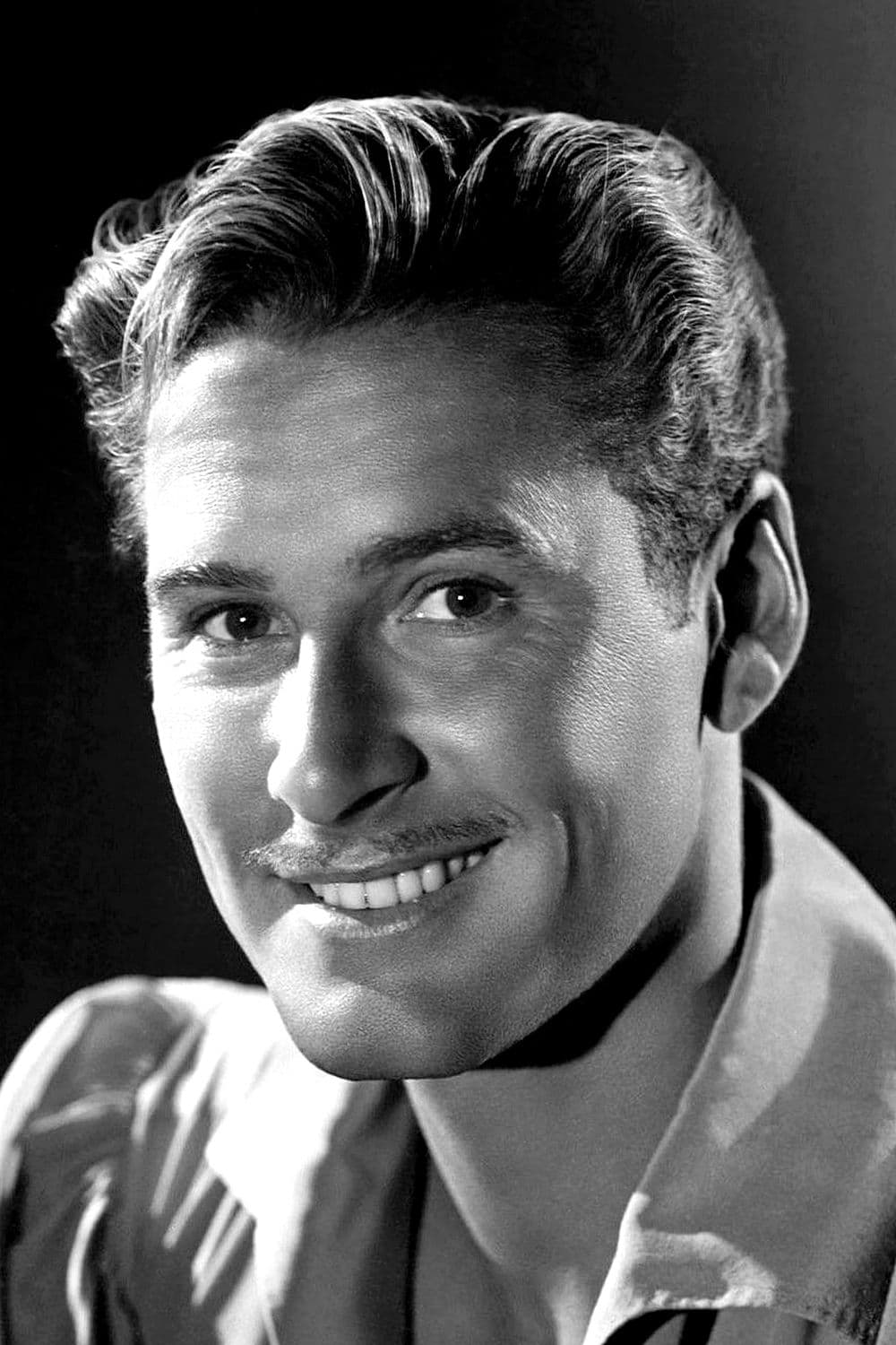 بازیگر Errol Flynn  