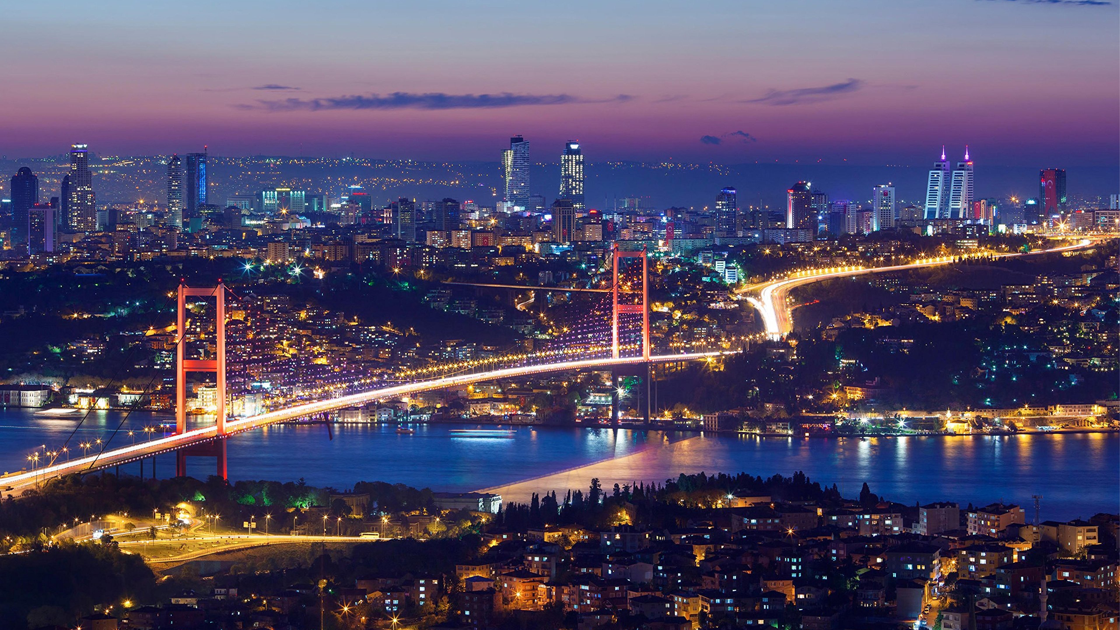 Megacity: When Night Falls in Istanbul|Megacity: When Night Falls in Istanbul