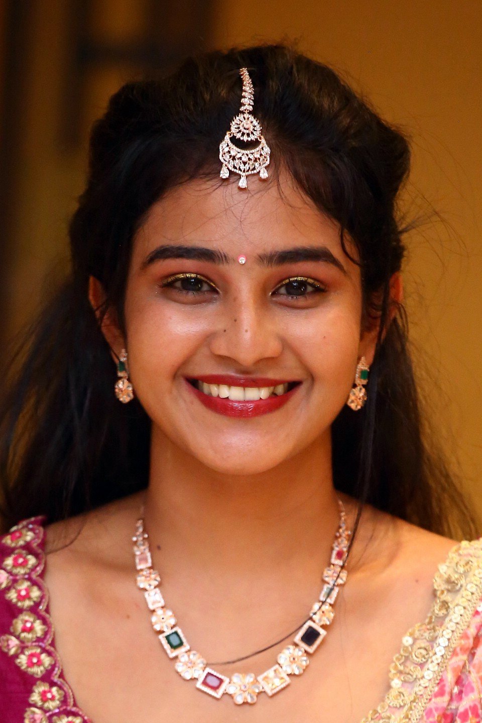بازیگر Yashna Chowdary  