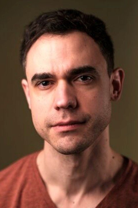 بازیگر Simon Haines  