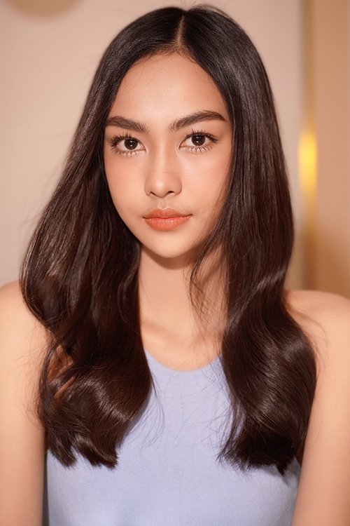 بازیگر Smile Sasina Phanomthornnitkul  