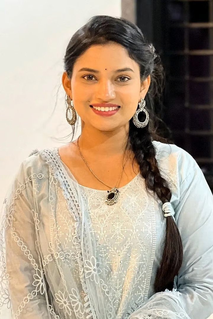 بازیگر Rajeshwari Kharat  
