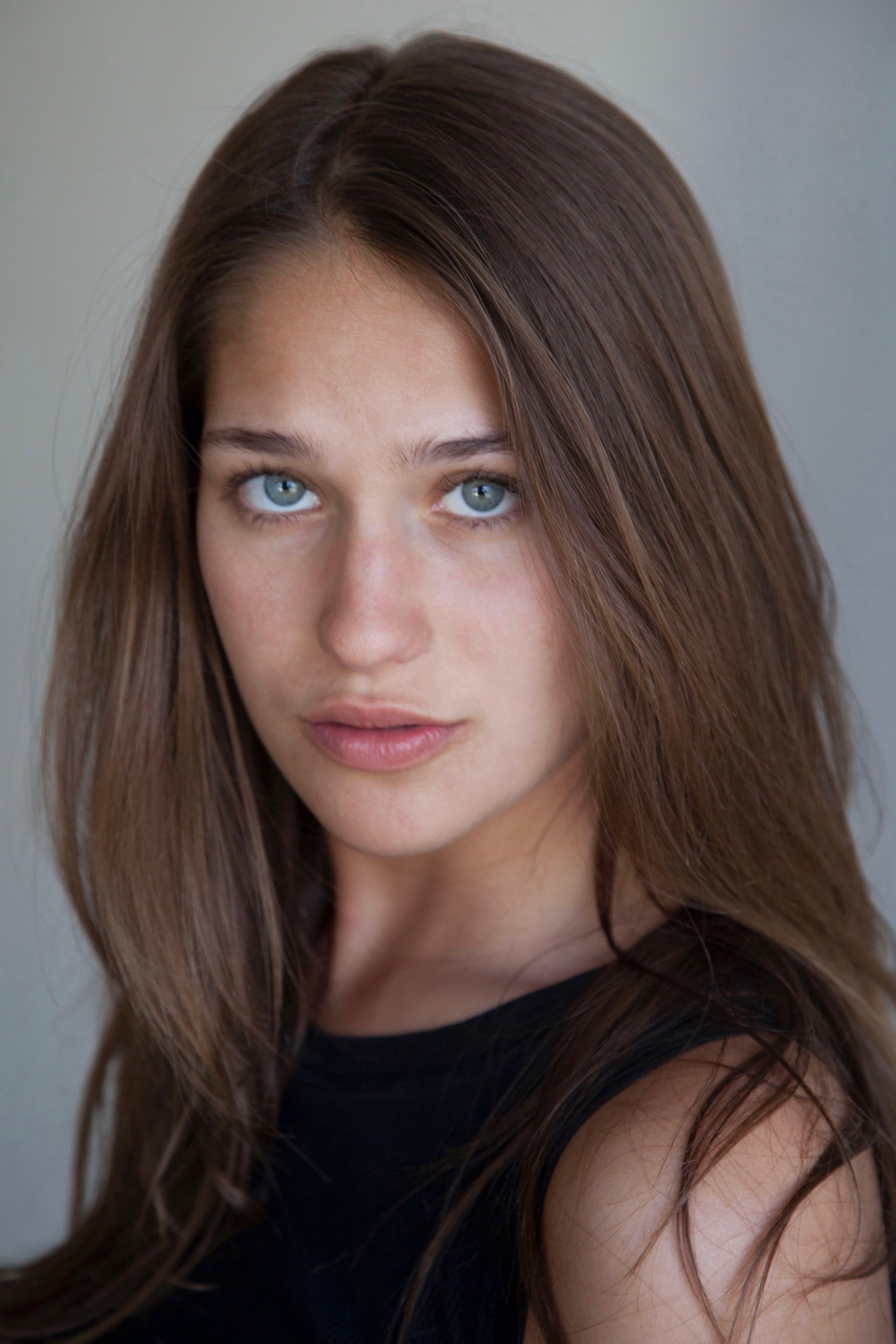 بازیگر Lola Kirke  