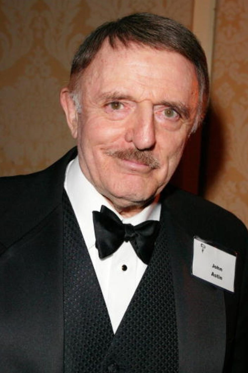 بازیگر John Astin  