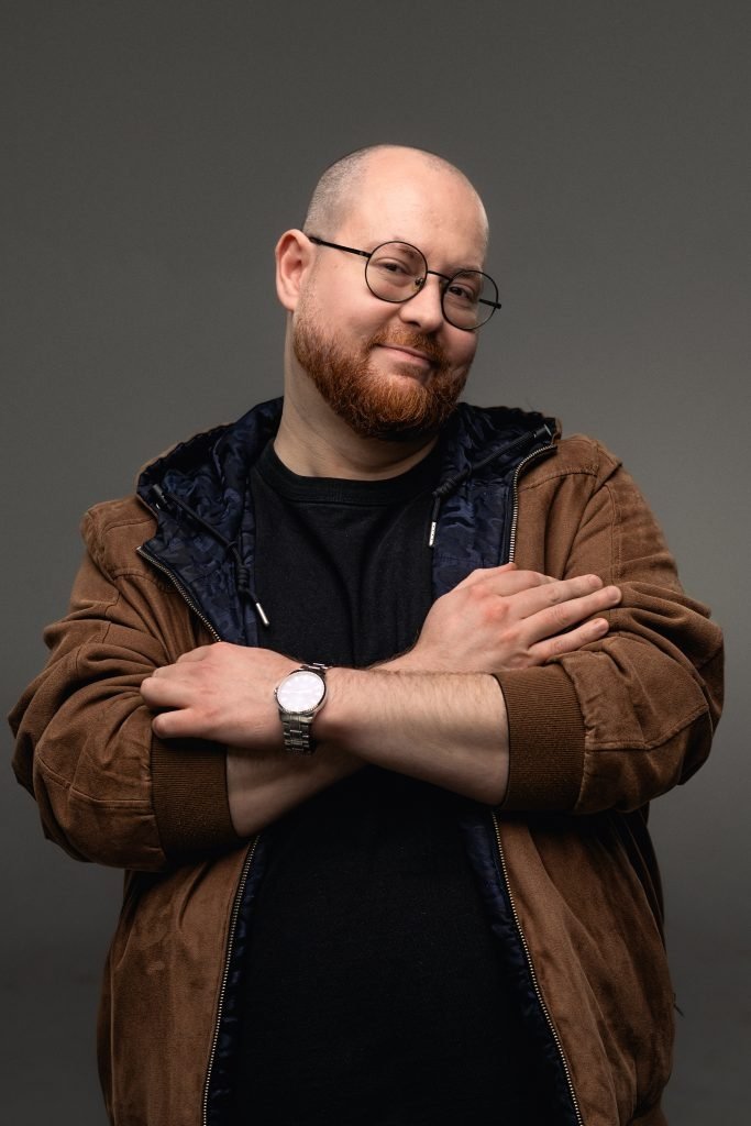 بازیگر Aleksandrs Guzenko  
