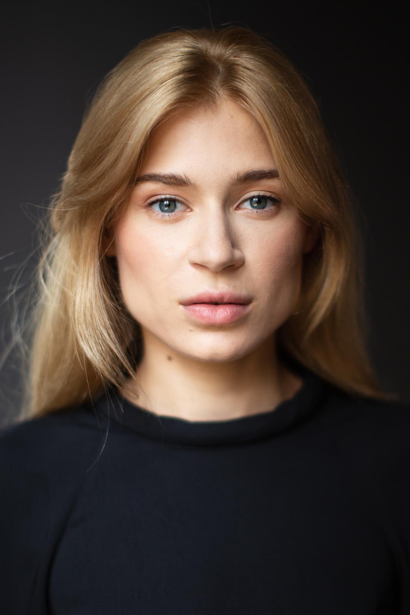 بازیگر Svitlana Gordienko  