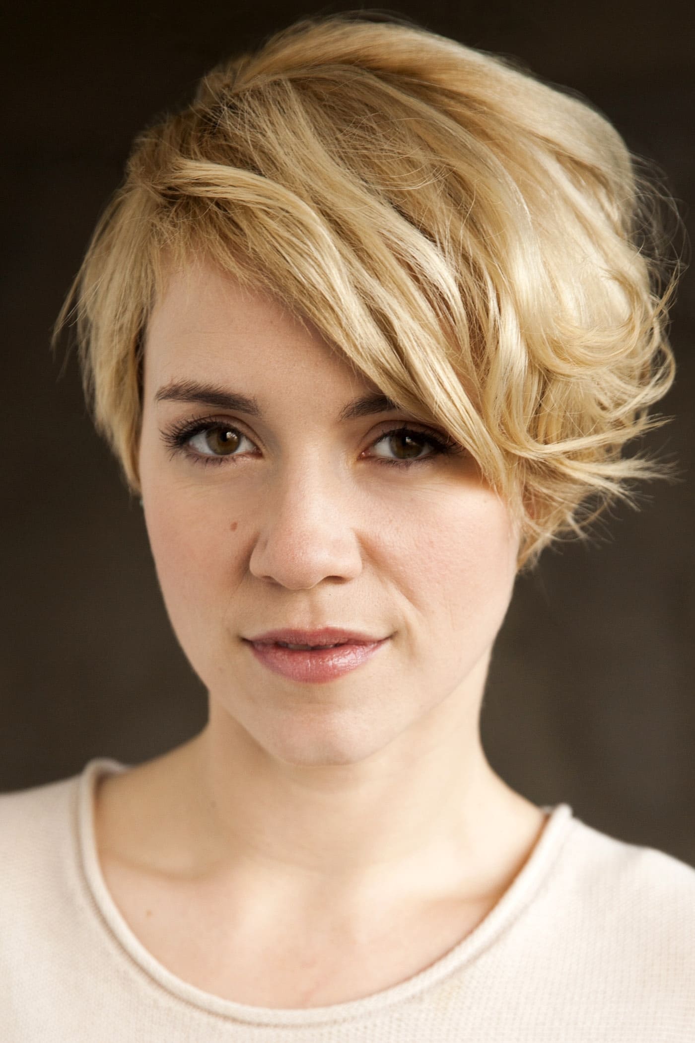 بازیگر Alice Wetterlund  