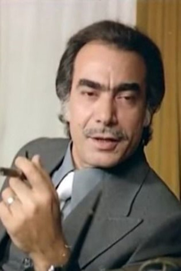 بازیگر Ezzat Al Ameer  
