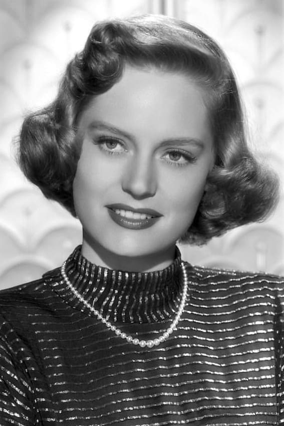 بازیگر Alexis Smith  