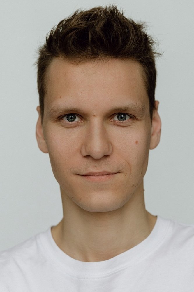بازیگر Aleksey Polyakov  