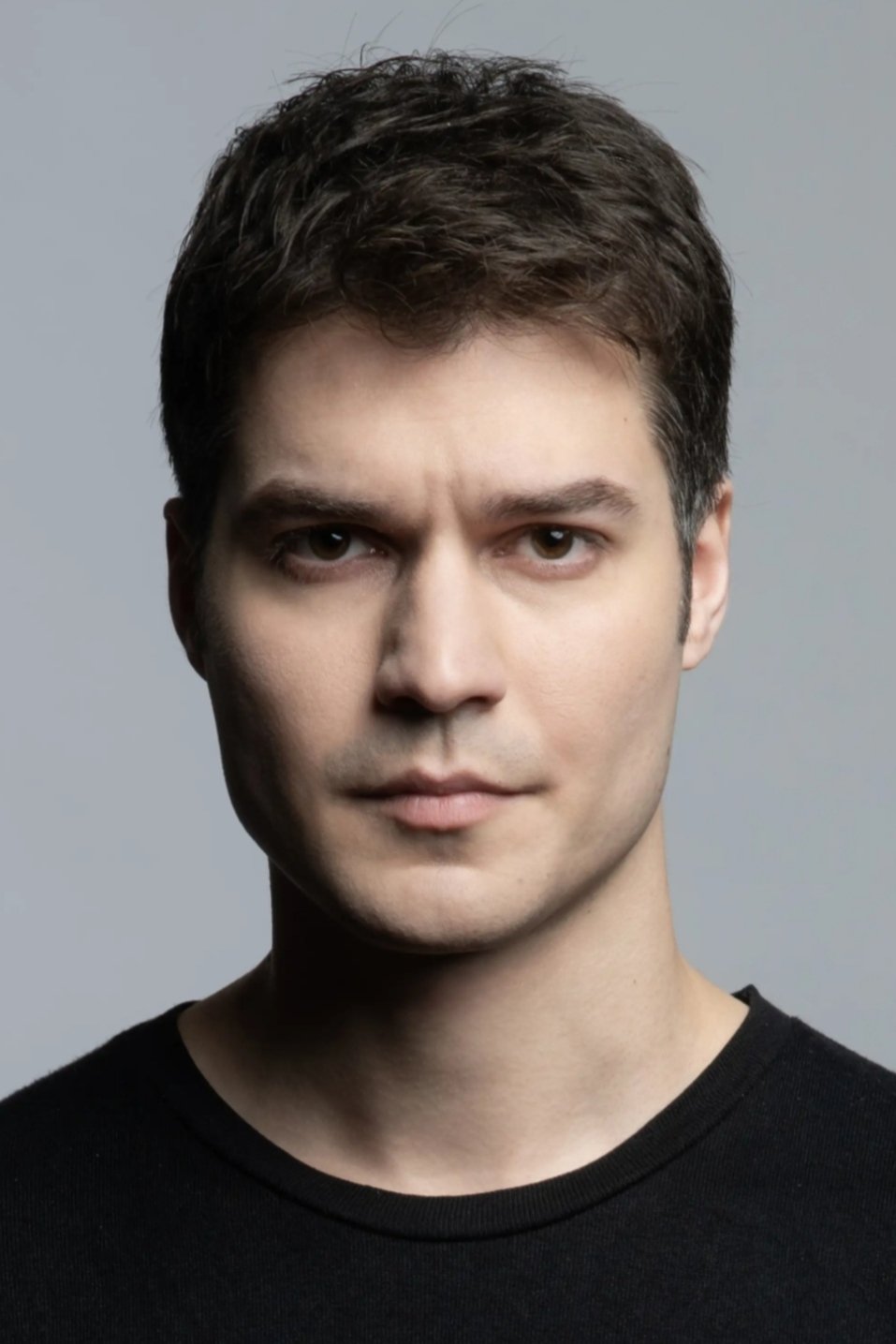 بازیگر Özgü Delikanlı  
