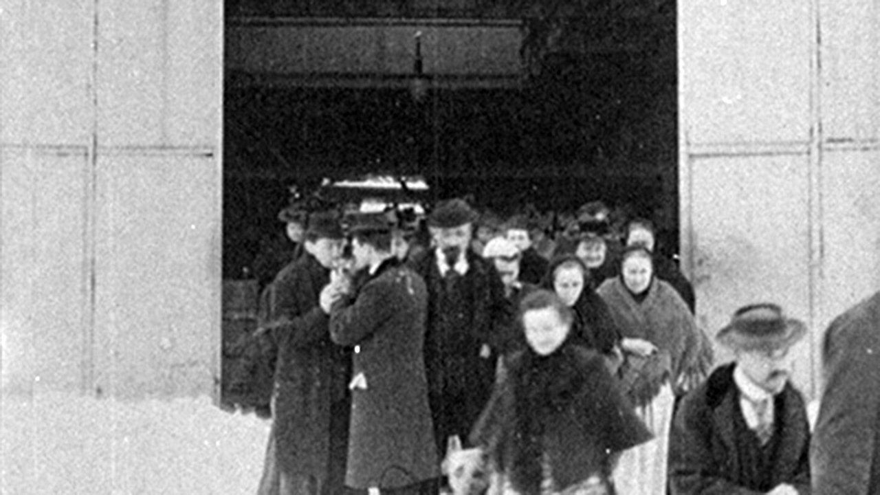 Sortie d'usine, [IV]|Sortie d'usine, [IV]